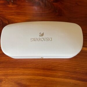 Swarovski Cream‎ Accessory Case